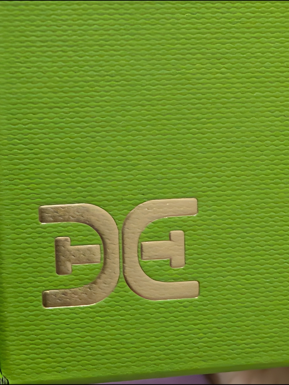 Sam Edelman Bright Lime Green Branded Box - Picture 12 of 13
